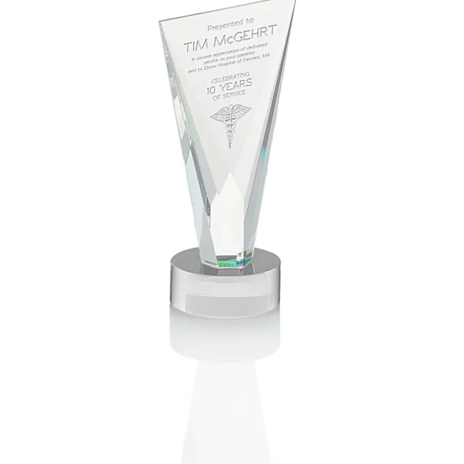 Valiant Crystal Award - 7 inches - 24 hr